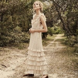 NWT Dôen Calla dress in Dove - size Medium